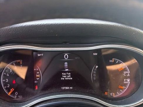 Used 2014 Jeep Grand Cherokee Limited AWD/4WD image 5