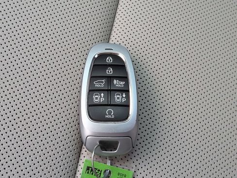 Used 2024 Hyundai Tucson Limited AWD/4WD image 30