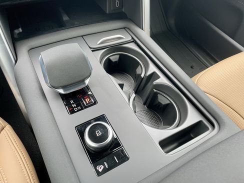 New 2026 Land Rover Discovery Dynamic SE AWD/4WD image 20