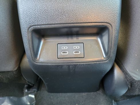 Used 2024 Toyota Corolla LE image 14