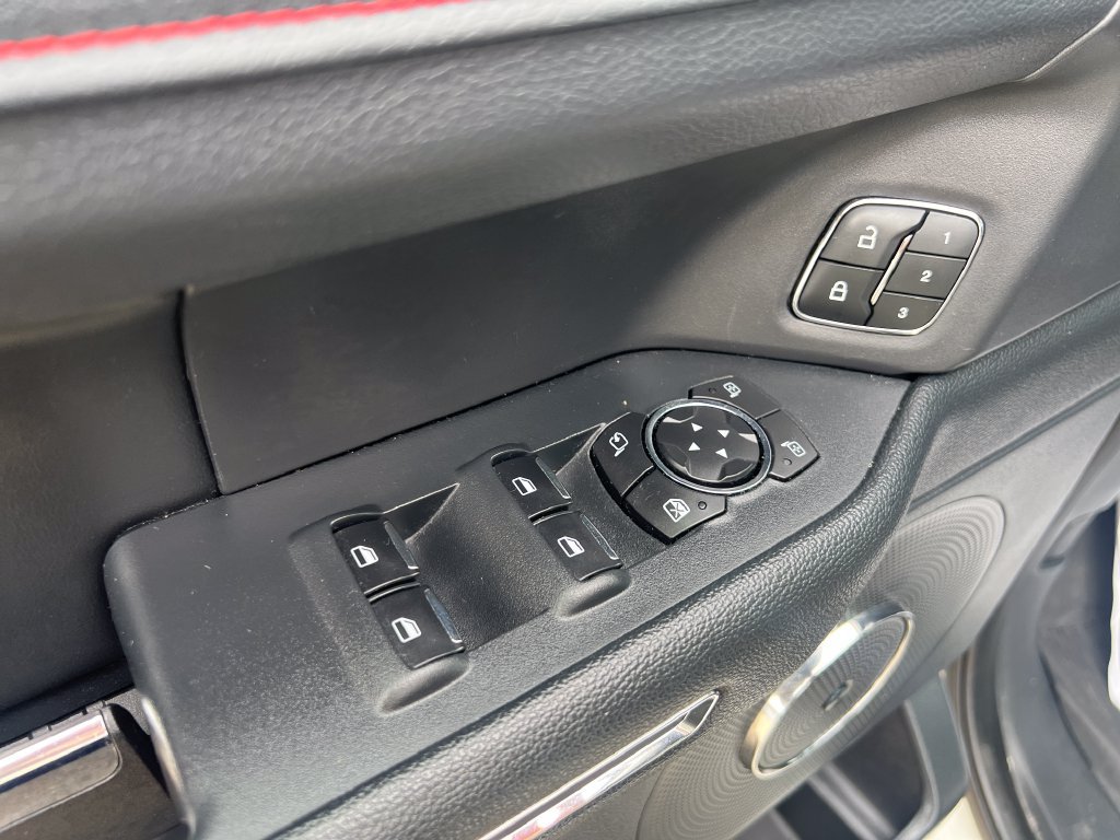 Used 2022 Ford Expedition Max Limited AWD/4WD image 14