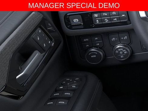 Used 2026 GMC Yukon XL Elevation w/ Elevation Premium Package AWD/4WD image 22