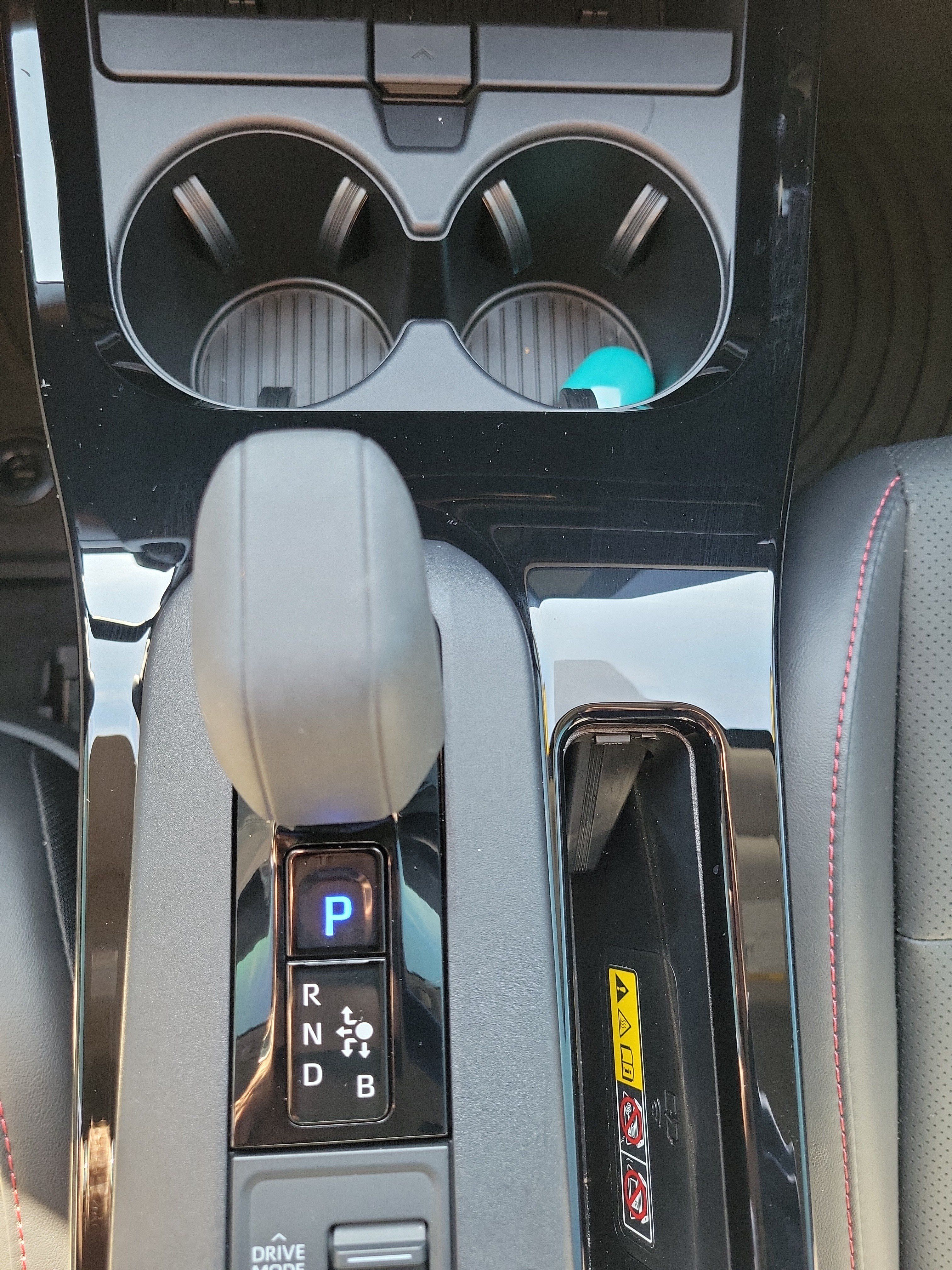 Used 2026 Toyota Prius Plug-In Hybrid FWD image 28