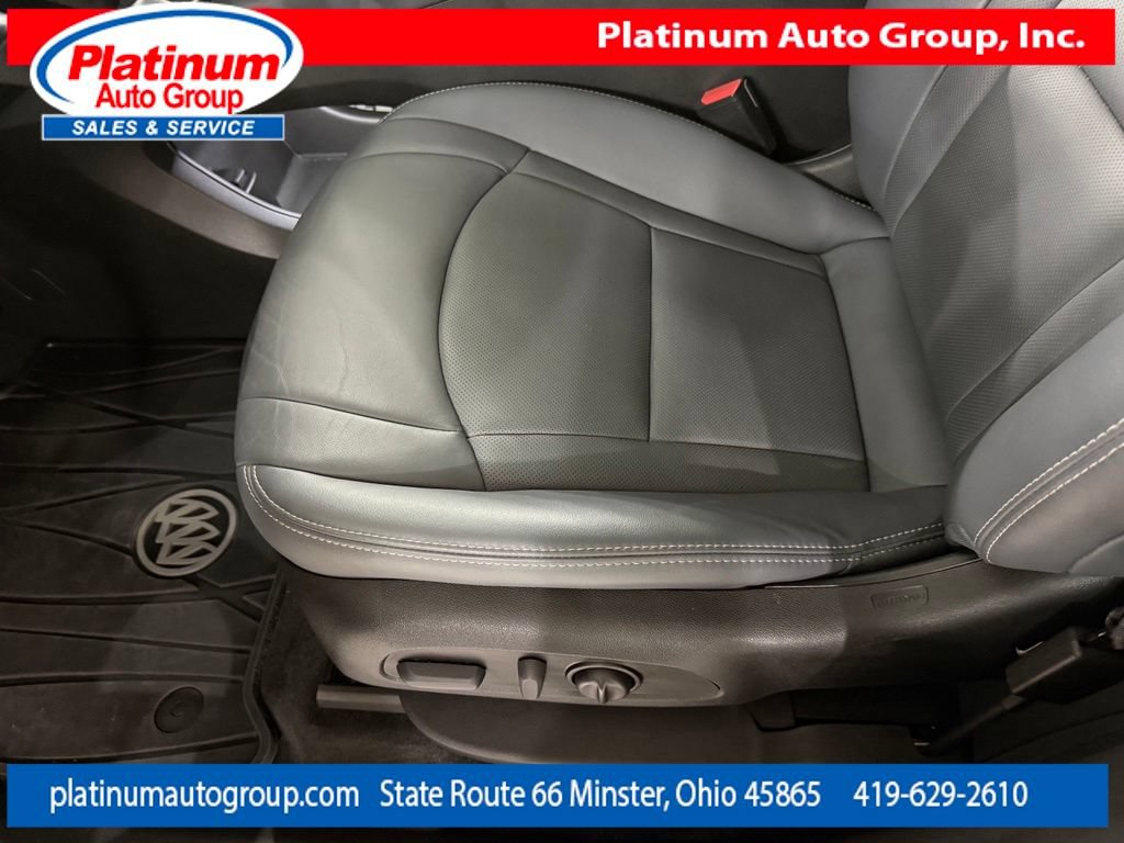 Used 2023 Buick Enclave Essence w/ Experience Buick Package FWD image 26