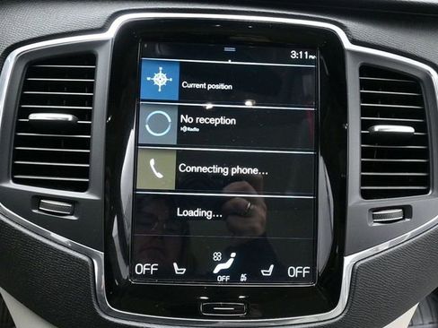 Used 2020 Volvo XC90 T6 Momentum w/ Protection Package image 12