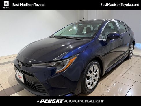 Certified 2024 Toyota Corolla LE FWD image 1