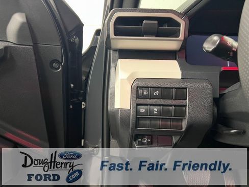 Used 2024 Toyota Tacoma TRD Off-Road image 26