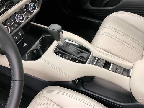 New 2026 Honda HR-V EX-L image 9