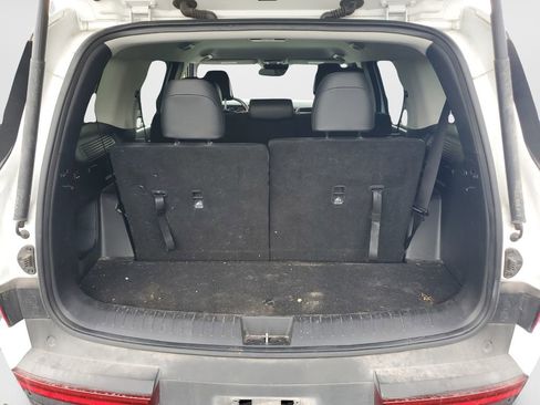 Used 2024 Hyundai Santa Fe SEL FWD image 9