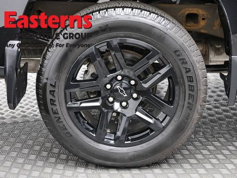 Used 2024 Chevrolet Silverado 1500 Custom AWD/4WD image 30