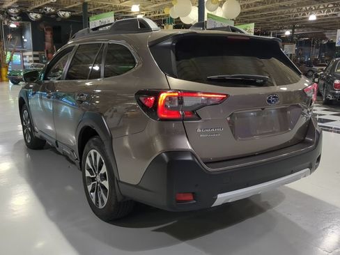 Used 2023 Subaru Outback Limited XT AWD/4WD image 10
