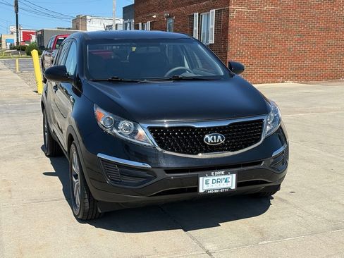 Used 2015 Kia Sportage LX AWD/4WD image 3