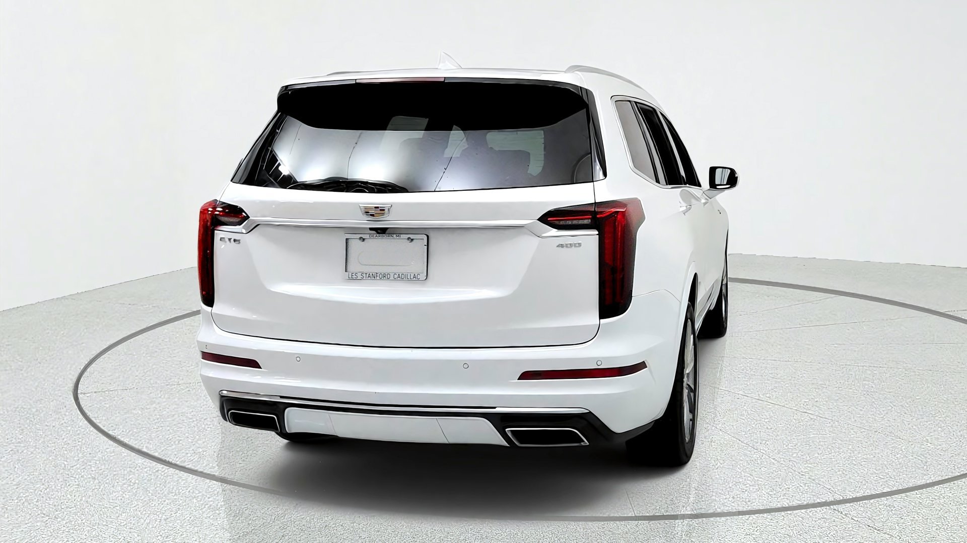 Used 2024 Cadillac XT6 Premium Luxury w/ LPO, Floor Liner Package FWD image 4