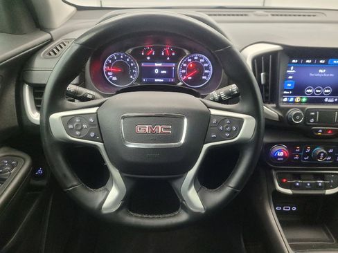 Used 2024 GMC Terrain SLT AWD/4WD image 22
