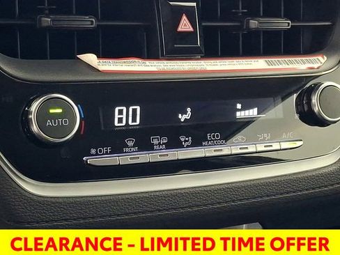 Used 2024 Toyota Corolla Cross LE image 18