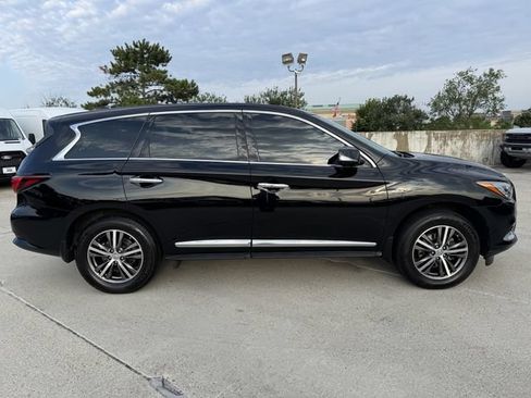 Used 2017 INFINITI QX60 Luxe AWD/4WD image 4