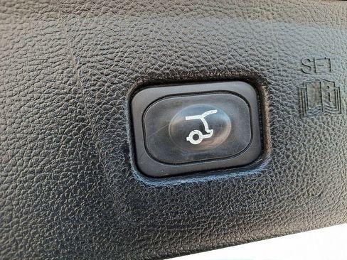 Certified 2024 Ford Edge Titanium image 29