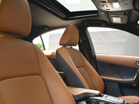 Used 2024 Lexus IS 350 F Sport RWD image 13