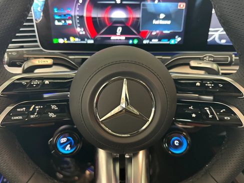 New 2025 Mercedes-Benz GLE 53 AMG 4MATIC image 15