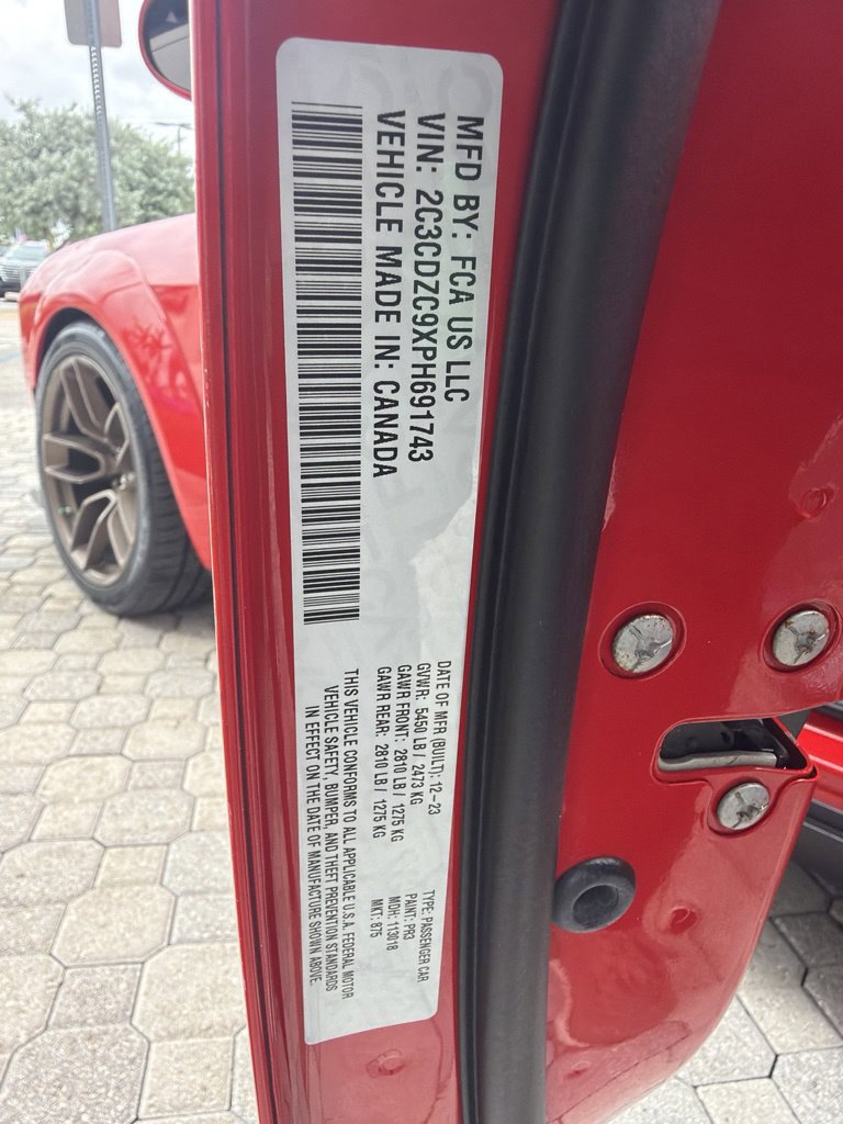 Used 2023 Dodge Challenger SRT Hellcat RWD image 9