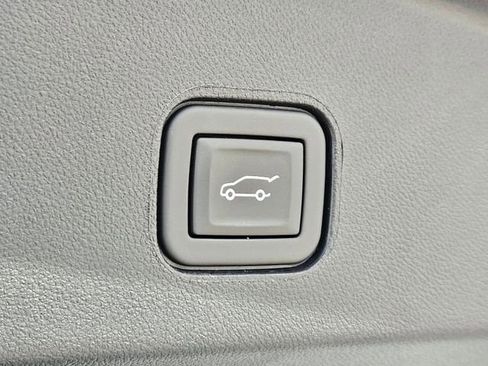 New 2026 Cadillac Lyriq V w/ LPO, Floor Liner Package image 30