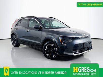 Used 2023 Kia Niro Wave w/ Wave Preserve Package