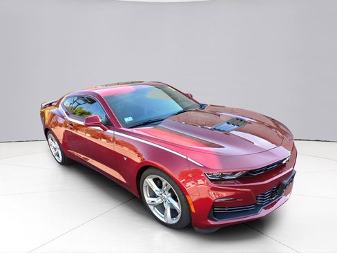 Used 2022 Chevrolet Camaro SS RWD image 6