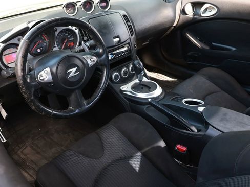 Used 2009 Nissan 370Z Coupe image 13
