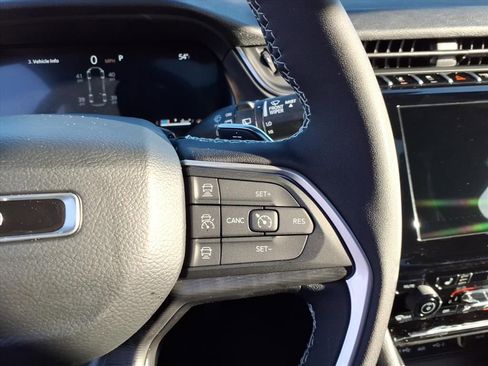 New 2025 Jeep Grand Cherokee L Altitude AWD/4WD image 20