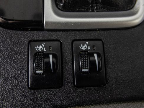 Used 2016 Toyota Highlander XLE AWD/4WD image 10