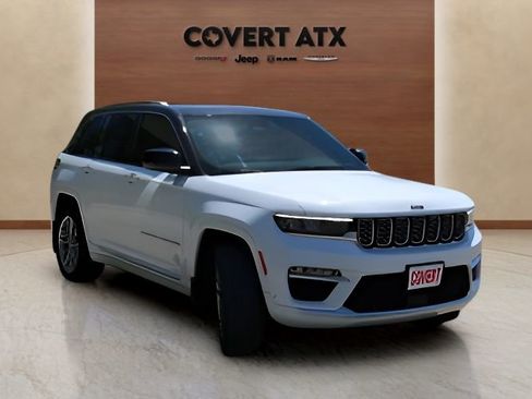 Used 2023 Jeep Grand Cherokee Summit w/ MOPAR Finishing Package image 7