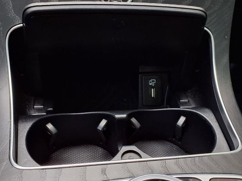 Used 2019 Mercedes-Benz C 300 Coupe image 10