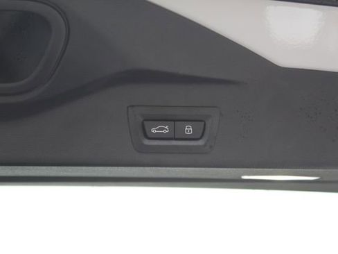 Used 2024 BMW X5 xDrive40i w/ Premium Package AWD/4WD image 6