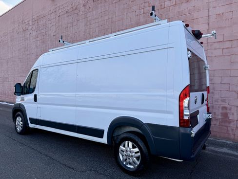 Used 2015 RAM ProMaster 2500 w/ Mopar Trailer Tow Group image 3