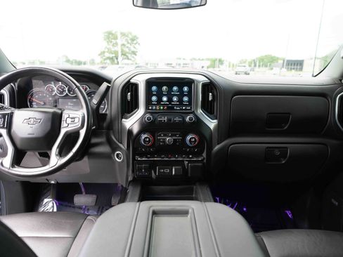 Used 2021 Chevrolet Silverado 1500 RST w/ Convenience Package II AWD/4WD image 20