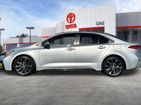Certified 2024 Toyota Corolla SE FWD image 9