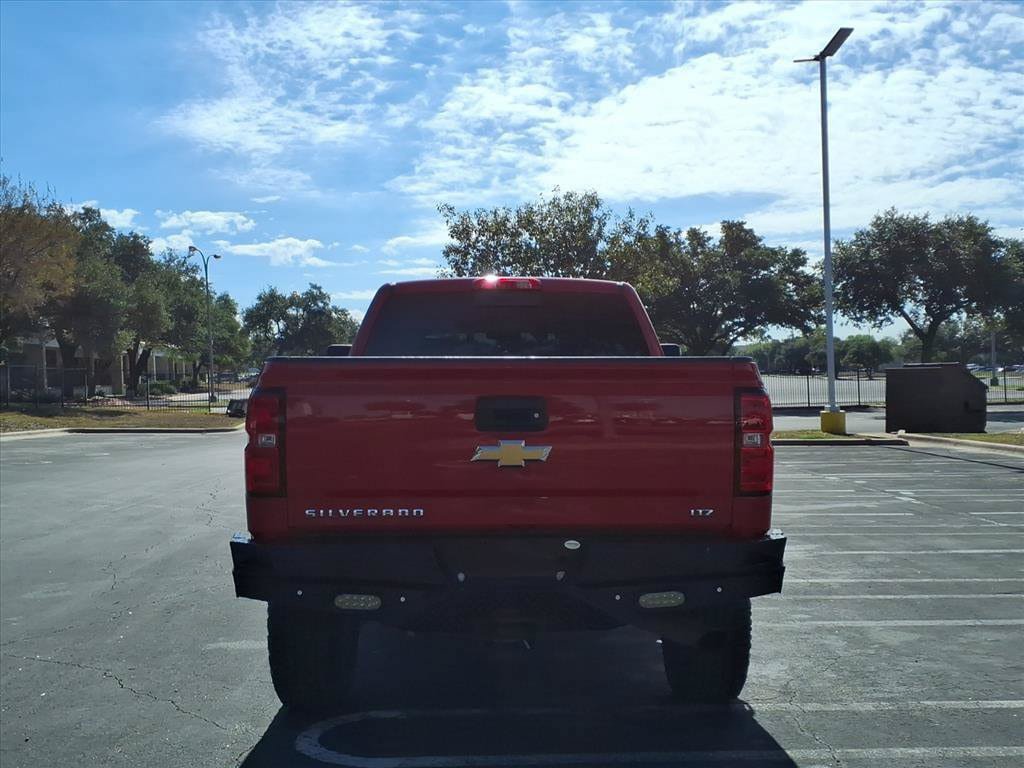Used 2018 Chevrolet Silverado 2500 LTZ w/ Vortec Plus Package AWD/4WD image 7