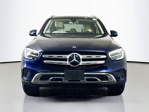 Used 2021 Mercedes-Benz GLC 300 4MATIC image 2