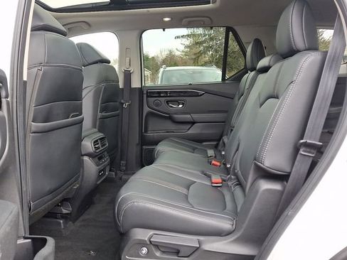 Certified 2023 Honda Pilot Touring image 10