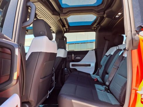New 2025 GMC Hummer EV 3X AWD/4WD image 10