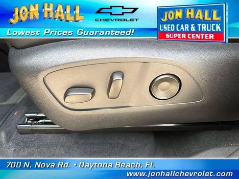 Used 2025 Chevrolet Traverse RS AWD/4WD image 20