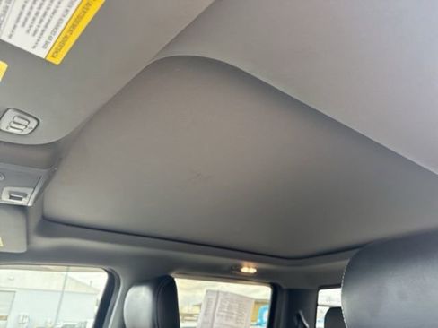 Used 2019 Ford F150 Lariat w/ Equipment Group 502A Luxury image 33