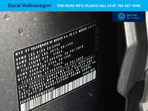 Used 2023 Volkswagen Tiguan SE FWD image 29