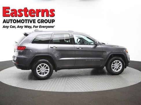 Used 2020 Jeep Grand Cherokee Laredo AWD/4WD image 42