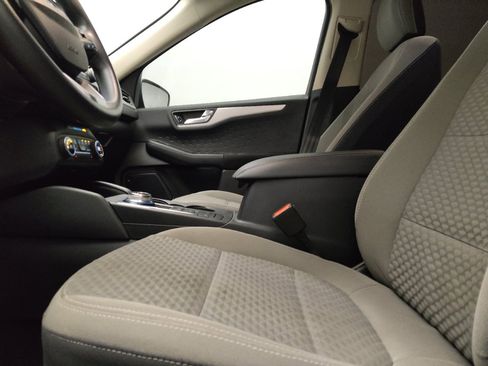 Used 2020 Ford Escape SE FWD image 17