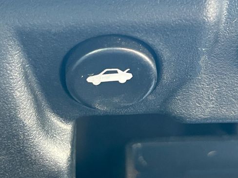 Used 2006 Pontiac Solstice Roadster w/ Power Package image 43