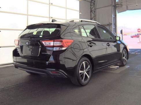 Used 2019 Subaru Impreza 2.0i Premium image 3