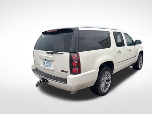 Used 2014 GMC Yukon XL Denali AWD/4WD image 7