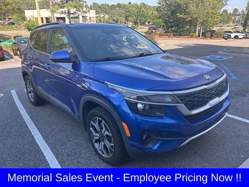 Used 2021 Kia Seltos EX AWD/4WD image 1