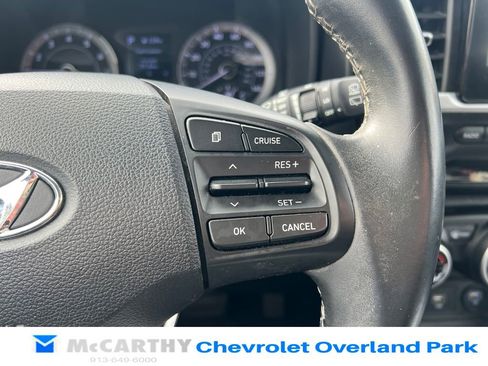 Used 2020 Hyundai Venue SEL w/ Convenience + Premium Package image 14